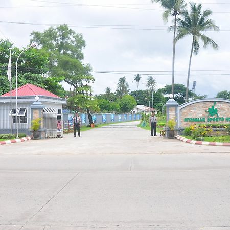 Myanmar Sport Hotel Rangun Zewnętrze zdjęcie