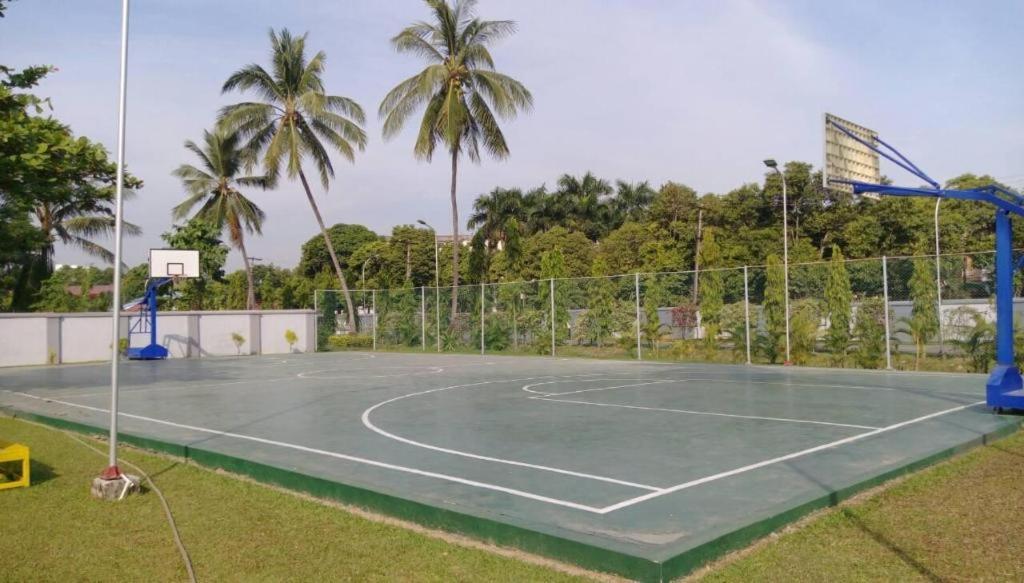 Myanmar Sport Hotel Rangun Zewnętrze zdjęcie