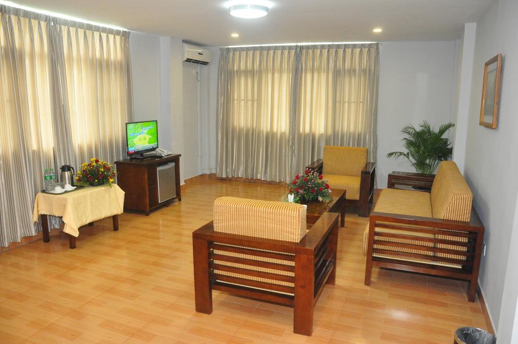 Myanmar Sport Hotel Rangun Zewnętrze zdjęcie