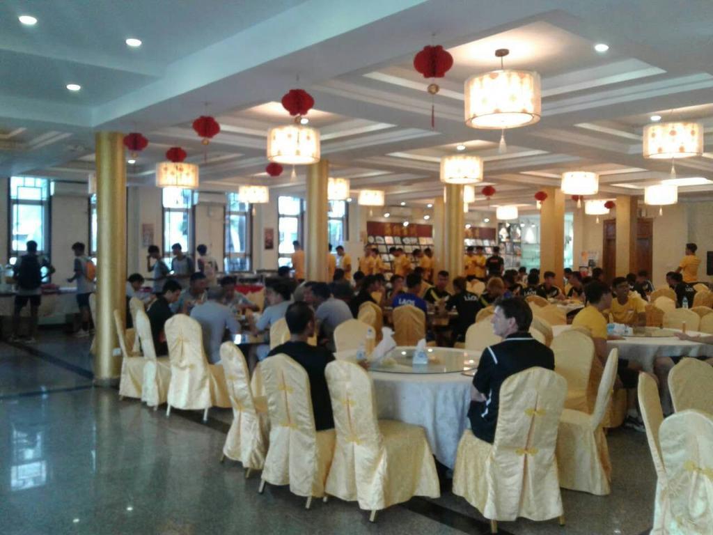 Myanmar Sport Hotel Rangun Zewnętrze zdjęcie