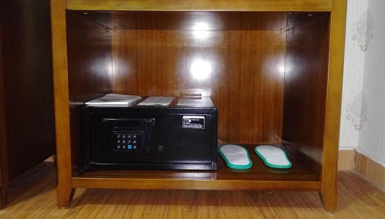 Myanmar Sport Hotel Rangun Zewnętrze zdjęcie