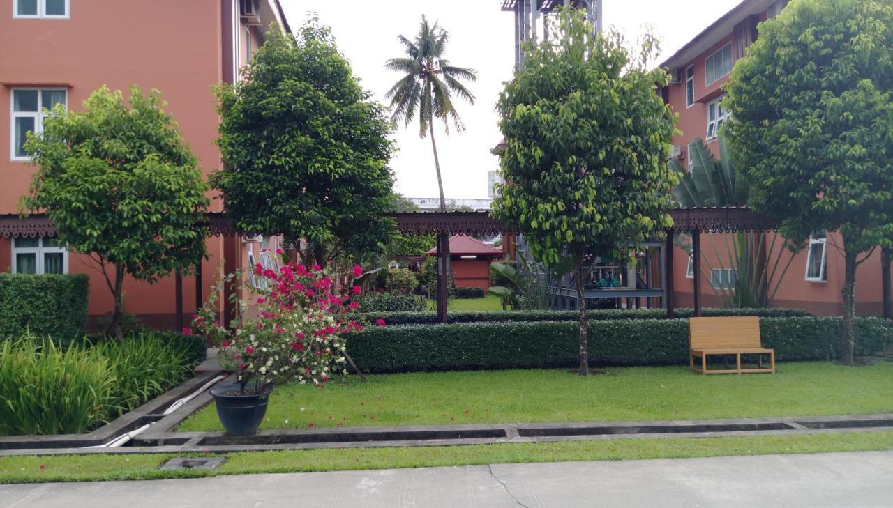 Myanmar Sport Hotel Rangun Zewnętrze zdjęcie
