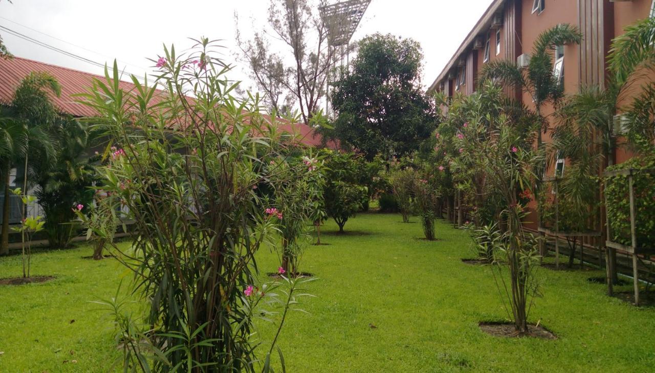 Myanmar Sport Hotel Rangun Zewnętrze zdjęcie